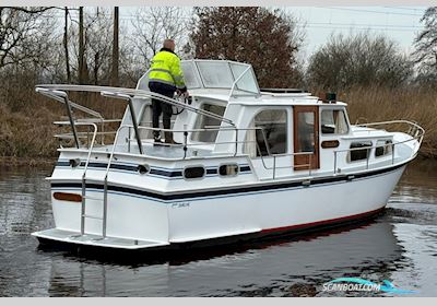 Smelne 1000 Motorboat 1980, with Peugeot engine, The Netherlands