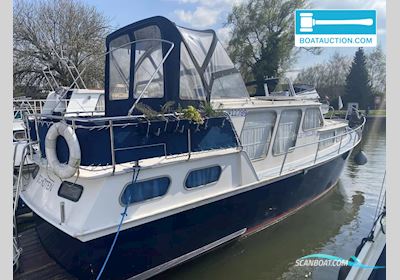 Smelne 980 GSAK Motorboat 1980, with Peugeot Indenor DTP40 engine, Belgium