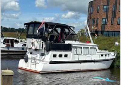 Sneekermeerkruiser Knikspant Motorboat 1972, The Netherlands