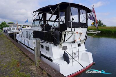 Sneekermeerkruiser Knikspant Motorboat 1972, The Netherlands