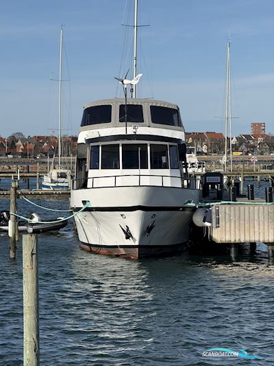 Stålskibet_Triton_52-1981 Motorboat 1980, with 2 x Hanomag-6Cyl. 240hk engine, Denmark
