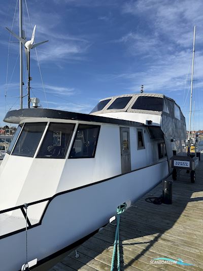 Stålskibet_Triton_52-1981 Motorboat 1980, with 2 x Hanomag-6Cyl. 240hk engine, Denmark