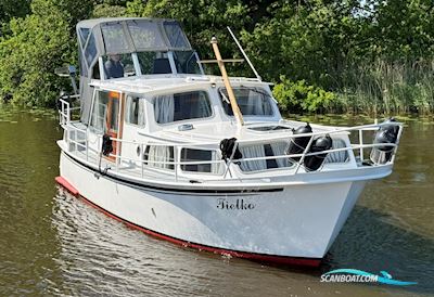 Stabila 1000 Motorboat 1980, with Peugeot engine, The Netherlands
