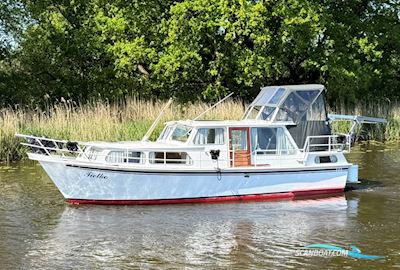 Stabila 1000 Motorboat 1980, with Peugeot engine, The Netherlands