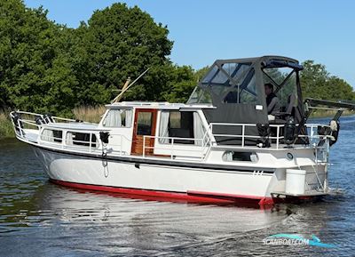Stabila 1000 Motorboat 1980, with Peugeot engine, The Netherlands