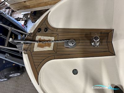 Sterling Sabra 28 Motorboat 1977, with Volvo Penta
 engine, Denmark