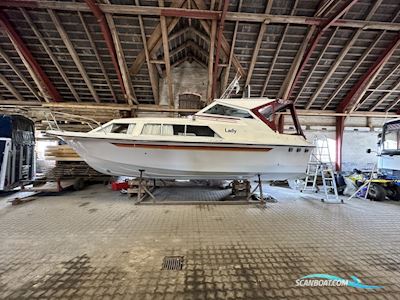 Sterling Sabra 28 Motorboat 1977, with Volvo Penta
 engine, Denmark