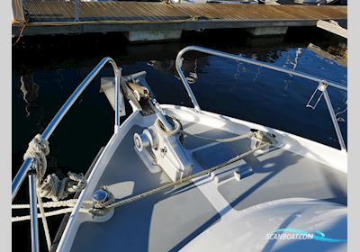 Stevens 1060 Ambassador Motorboat 1995, with Perkins Sabre M135 engine, United Kingdom