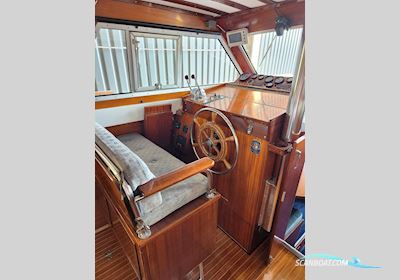 Storebro Storebro Royal Cruiser 34 Motorboat 1976, with 2 st Volvo Kamd42A (1992) engine, Sweden