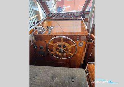 Storebro Storebro Royal Cruiser 34 Motorboat 1976, with 2 st Volvo Kamd42A (1992) engine, Sweden