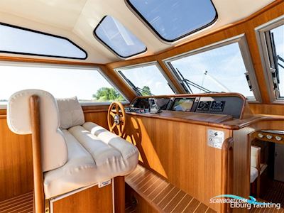 Sturier 480 AC - Vast Stuurhuis - Stabilizers  Motorboat 2001, The Netherlands