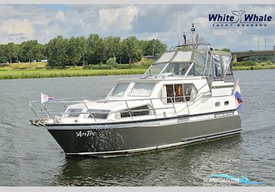 Succes 880 Ultra Motorboat 1997, with Vetus Deutz engine, The Netherlands