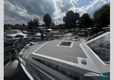Success 108 Ultra Motorboat 1992, with Ivevo 6-Zylinder engine, Germany