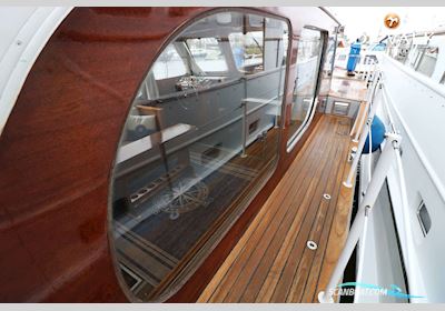 Super Van Craft 14.40 Bakdekker Motorboat 1967, with Volvo Penta engine, The Netherlands