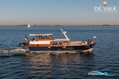 Super Van Craft 1570 Motorboat 1971, with John Deere engine, The Netherlands