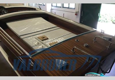 Timossi Lario Motorboat 1966, with Chrysler M 318C engine, Italy