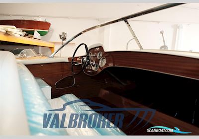 Timossi Lario Motorboat 1966, with Chrysler M 318C engine, Italy