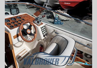 Tony Giugliano 30 Sport Motorboat 1992, with Mercruiser 7,4 engine, Italy