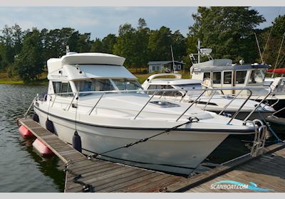Tristan 315 Flybridge Motorboat 2000, with Volvo Penta Kad43 P/DP engine, Finland