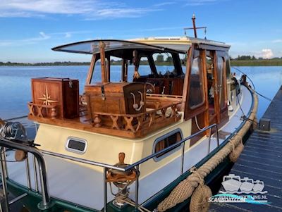 Tukkervlet 9.50 Motorboat 1973, with Mercedes engine, The Netherlands