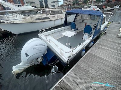 Unclassified Dory 21 Motorboat 1980, with Tohatsu engine, United Kingdom