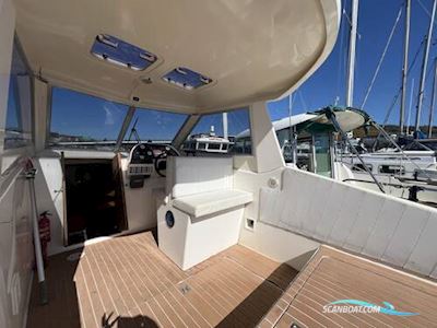 Unclassified Rico Mistra 26 Motorboat 1998, with GM 6.2 Turbo engine, United Kingdom