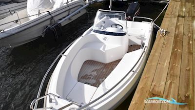 Uttern S46 Motorboat 2005, with  Mercury engine, Sweden