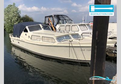 Valk Kruiser Sport 10.50 Motorboat 1978, with Mitsubishi engine, The Netherlands