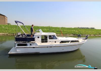 Valkkruiser 1060 AK Motorboat 1979, with Gereviseerd 2017 engine, The Netherlands
