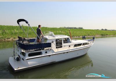 Valkkruiser 1060 AK Motorboat 1979, with Gereviseerd 2017 engine, The Netherlands