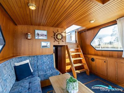 Valkkruiser 14.95 Cabrio - Stabilizer Motorboat 1988, The Netherlands