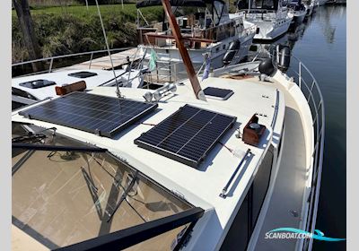 Valkkruiser Content 12.60 Motorboat 1991, The Netherlands