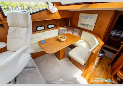 Van Den Hoven Allure 155 Cabrio Motorboat 2002, with Volvo Penta engine, The Netherlands
