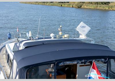 Van Der Heijden 1500 Elegance Cabrio Motorboat 1999, with Volvo Penta 200 pk. engine, The Netherlands