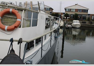 Van de Stad Otari Motorboat 1973, with Perkins 4.236 engine, The Netherlands