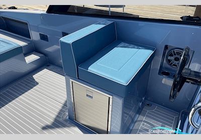 VanDutch 32 Motorboat 2023, with Volvo engine, France