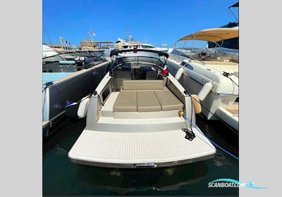 VanDutch 32 Motorboat 2022, with Volvo engine, France