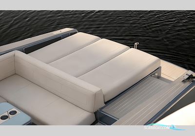 VanDutch VD30 Motorboat 2018, France