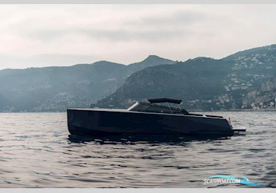 Vandutch 48S Motorboat 2022, with Volvo engine, France