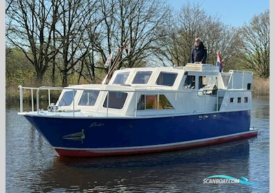 Vechtkruiser 1100 Motorboat 1985, with Peugeot engine, The Netherlands