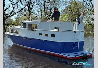 Vechtkruiser 1100 Motorboat 1985, with Peugeot engine, The Netherlands