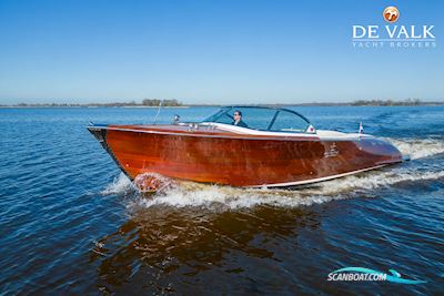 Venegy 37 Motorboat 2001, with VM Detroit engine, The Netherlands