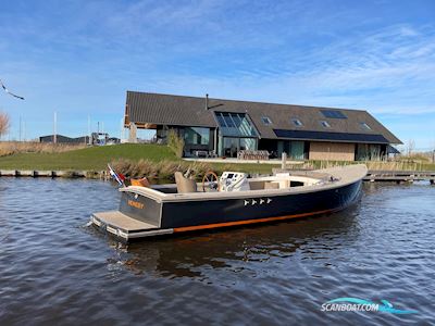 Venegy V30 Classic Cabin Motorboat 2022, with Vetus engine, The Netherlands