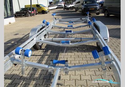 Vlemmix (direct leverbaar) F trailer Vlemmix (direct leverbaar) F trailer 2700 kg tandem Motorboat 2026, The Netherlands