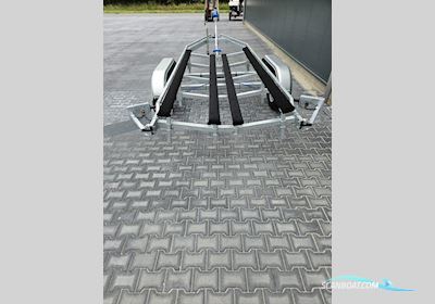 Vlemmix Boottrailers F 2700 kg. Balken Trailer Met Wegklapbare Led Verlichting Motorboat 2023, The Netherlands