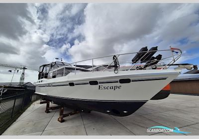Vri-Jon Contessa 1140 Motorboat 1994, with Iveco 143 pk (8061 M 14) engine, The Netherlands