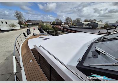 Vri-Jon Contessa 1140 Motorboat 1994, with Iveco 143 pk (8061 M 14) engine, The Netherlands