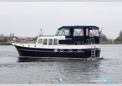 Vripack Spiegelkotter 1150 AK Motorboat 2001, with Perkins is Een Brits Merk Dat Wereldwijd Bekendstaat om Zijn Betrouwbare Dieselmotoren, Vooral Voor Schepen, Landbouw- en Industriële Toepassingen. Z engine, The Netherlands