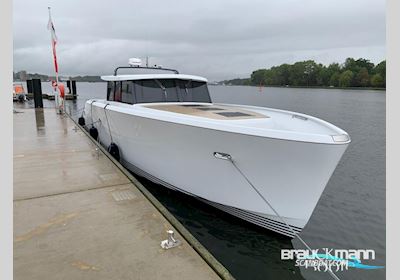 Werftbau 50 Motorboat 2020, with Volvo Penta engine, Germany