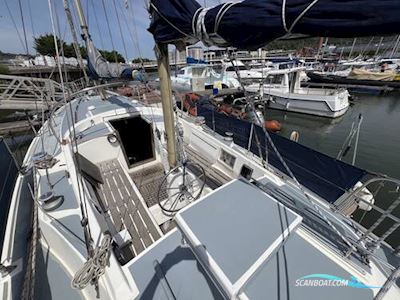 Westerly 33 Ketch Motorboat 1977, with Mercedes OM636 engine, United Kingdom